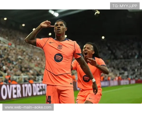 拉什福德世界波当选欧冠联赛阶段最佳进球，球迷投票击败本菲卡门将特鲁宾